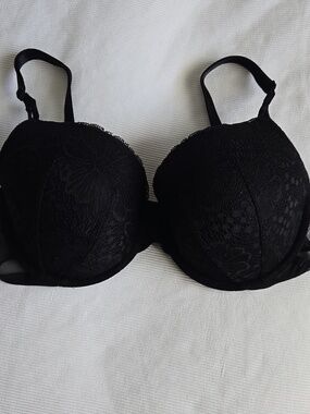 Victoria's Secret Black Lace Push-Up Bra